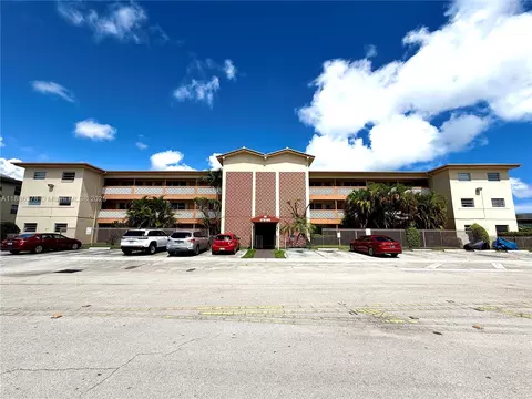 1885 NE 121st St #3, North Miami, FL 33181