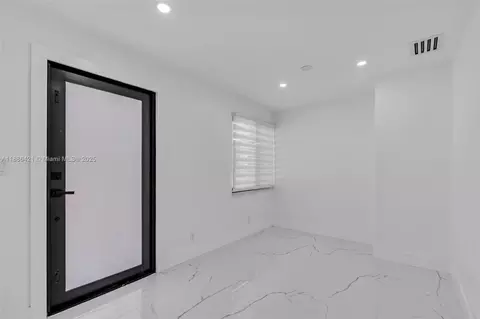 533 E 61st St, Hialeah, FL 33013 photo 17