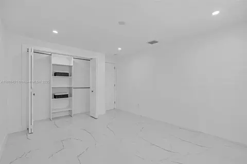 533 E 61st St, Hialeah, FL 33013 photo 21