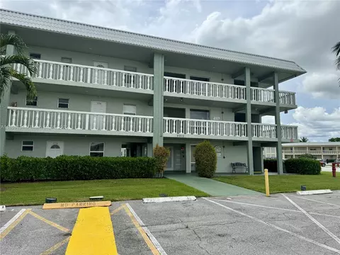 9810 Marina Blvd #1124, Boca Raton, FL 33428