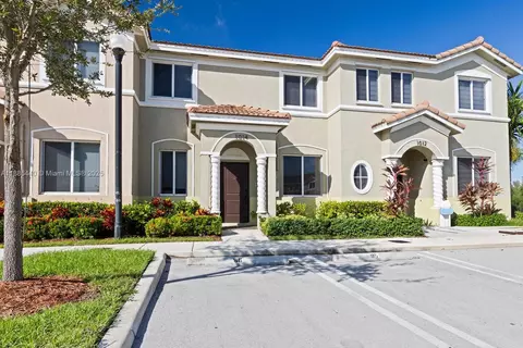 1014 SE 23rd Ave, Homestead, FL 33035
