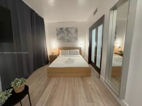 1036 Ocean Dr #B303, Miami Beach, FL 33139