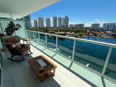 400 Sunny Isles Blvd #916, Sunny Isles Beach, FL 33160