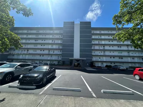 619 NE 14th Ave #703, Hallandale Beach, FL 33009