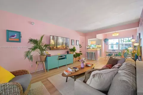315 Van Buren St #104B, Hollywood, FL 33019