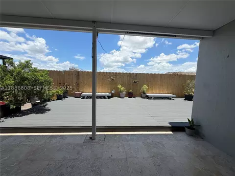 18247 NW 88th Pl, Hialeah, FL 33018 photo 42