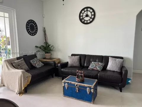 18247 NW 88th Pl, Hialeah, FL 33018 photo 16