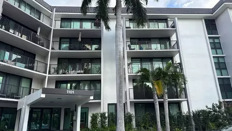 1101 River Reach Dr #511, Fort Lauderdale, FL 33315