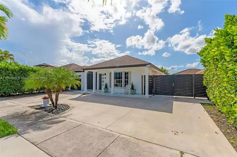 18088 SW 137th Path, Miami, FL 33177