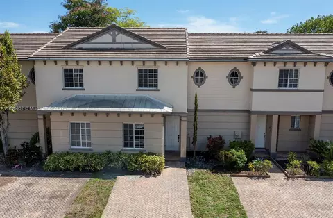 1112 Lucaya Dr, Riviera Beach, FL 33404