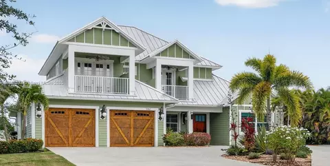 2461 SE North Lookout Blvd, Port Saint Lucie, FL 34984