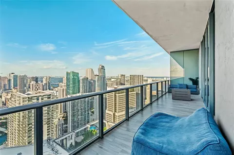 801 S Miami Ave #PH5704, Miami, FL 33130