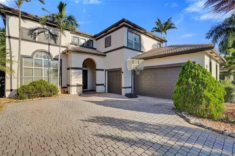 8824 Cobblestone Point Cir, Boynton Beach, FL 33472