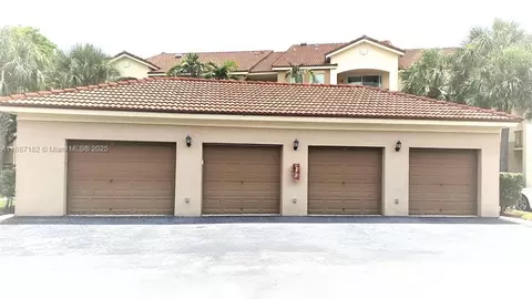 816 Villa Cir #0, Boynton Beach, FL 33435