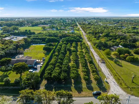18800 SW 197 Ave, Miami, FL 33187