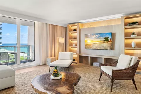 102 24th St #1215, Miami Beach, FL 33139