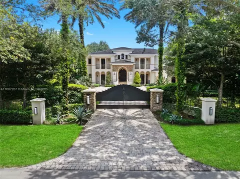 9601 SW 60 Ct, Pinecrest, FL 33156