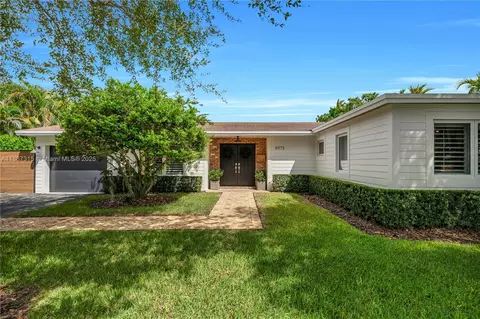 8975 SW 83rd St, Miami, FL 33173