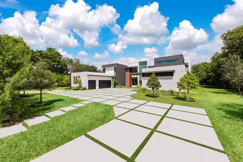 7425 SW 136th St, Pinecrest, FL 33156