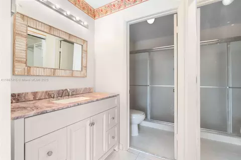 Bath - 5145 E Lakes Dr, Pompano Beach, FL 33064 photo 1 of 2