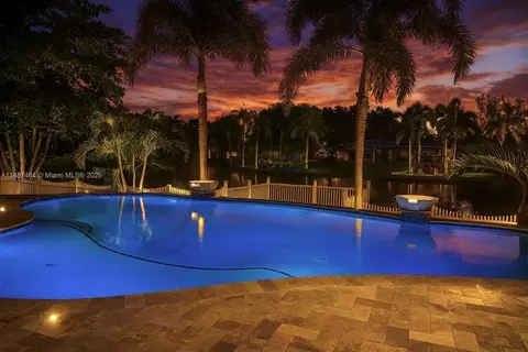 10751 SW 26th Ct, Davie, FL 33328
