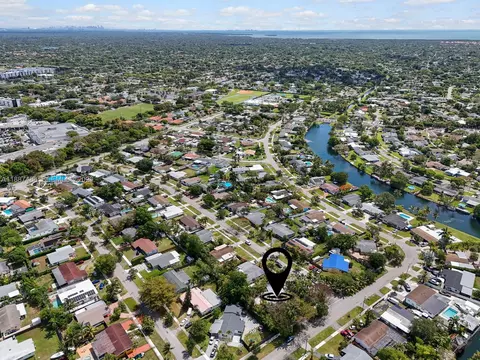 18710 Belmont Dr, Cutler Bay, FL 33157