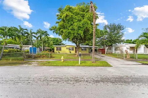 2620 SW 53rd Ave, West Park, FL 33023