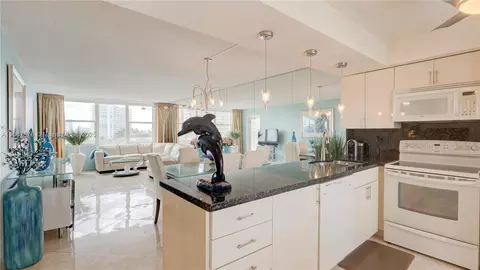 201 N Ocean Blvd #903, Pompano Beach, FL 33062