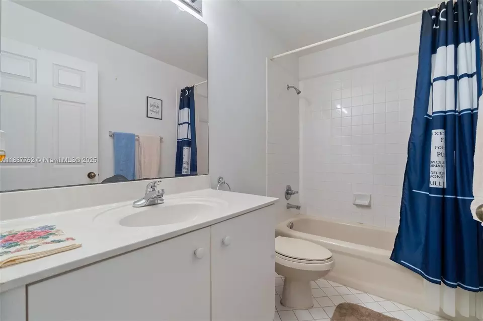 Bath - 2103 Borealis Way, Weston, FL 33327 photo 2 of 2