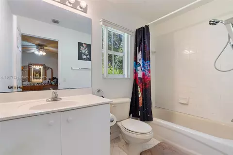 Bath - 2103 Borealis Way, Weston, FL 33327 photo 1 of 2
