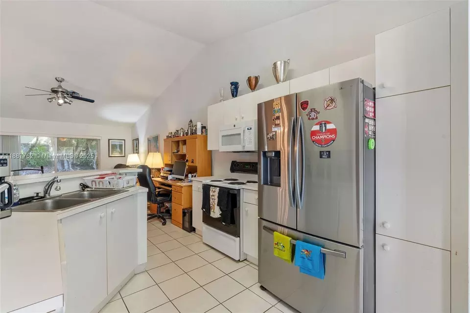 Kitchen - 2103 Borealis Way, Weston, FL 33327 photo 2 of 3