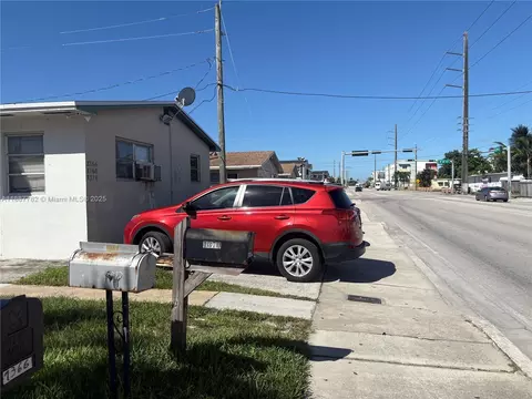 1366 W 29th St, Hialeah, FL 33012