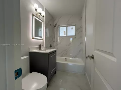 11865 SW 186th St, Miami, FL 33177