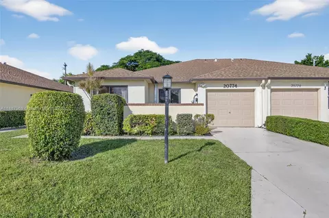 20774 Concord Green Dr W, Boca Raton, FL 33433