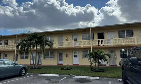 160 NE 203rd Ter #E31, Miami Gardens, FL 33179