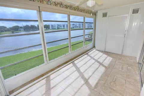 2079 Harwood F #2079, Deerfield Beach, FL 33442