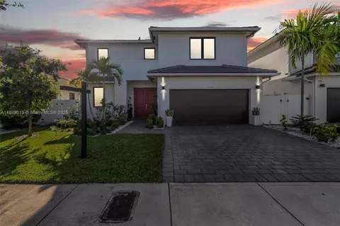 23238 SW 107th Ave, Homestead, FL 33032