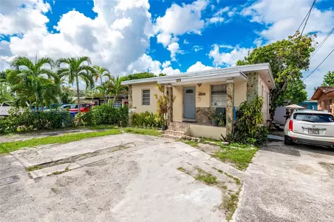 810 NW 24th Ct, Miami, FL 33125