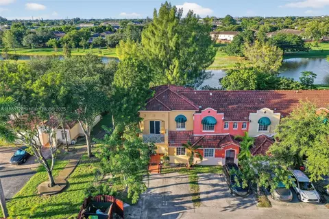 7245 NW 173rd Dr #2501, Hialeah, FL 33015