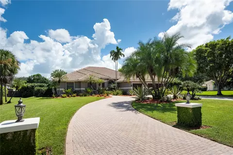 11636 NW 5th St, Plantation, FL 33325