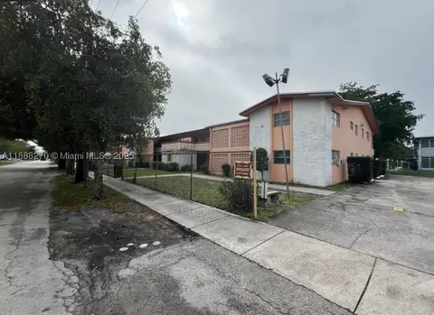 19080 NE 3rd Ct #312, Miami, FL 33179