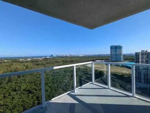 14951 Royal Oaks Ln #2009, North Miami, FL 33181