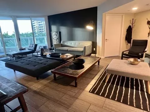 21055 Yacht Club Dr #606, Aventura, FL 33180