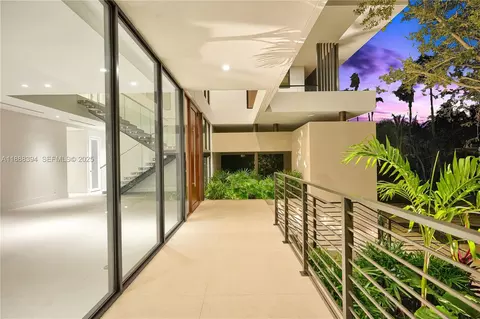 100 Hampton Ln, Key Biscayne, FL 33149 photo 31