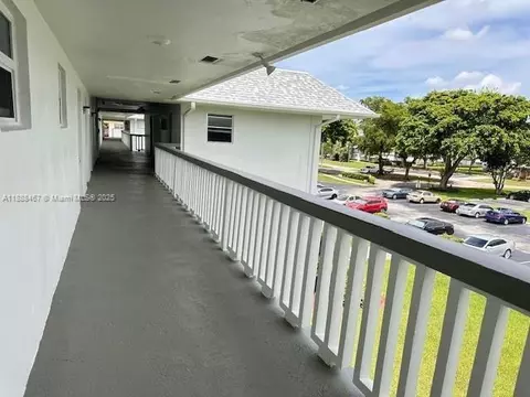 1200 Hillcrest Ct #315, Hollywood, FL 33021