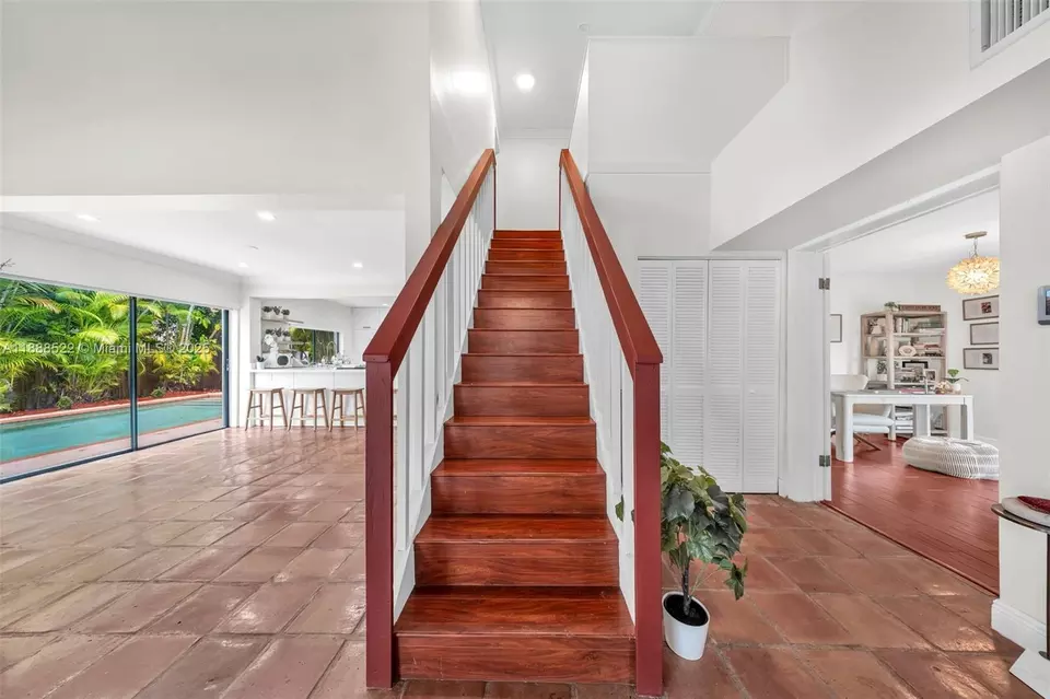 Entry Way - 11006 SW 138th Pl, Miami, FL 33186 photo 4 of 8