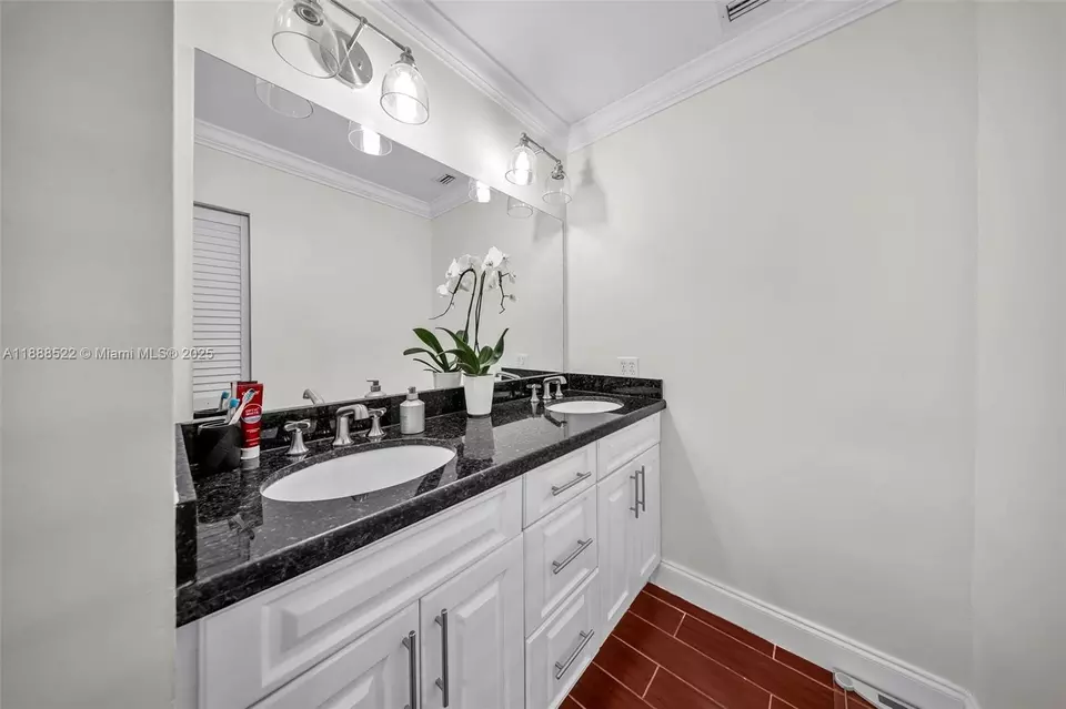 Bath - 11006 SW 138th Pl, Miami, FL 33186 photo 1 of 5