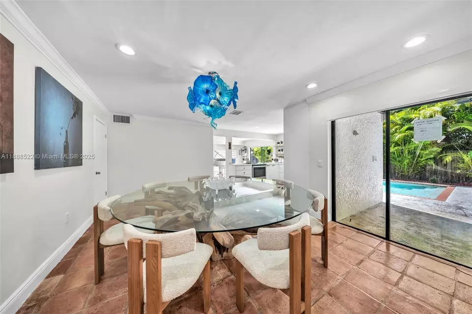 Dining - 11006 SW 138th Pl, Miami, FL 33186 photo 2 of 2