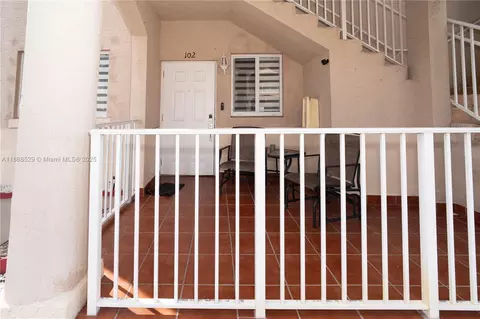 Exterior - 298 E 3rd St #102, Hialeah, FL 33010 photo 2 of 3