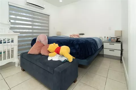 Bedroom - 298 E 3rd St #102, Hialeah, FL 33010 photo 4 of 9